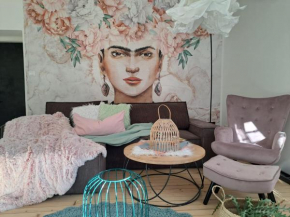 Apartment wildflower in Privatvilla im Herzen Merans Merano
